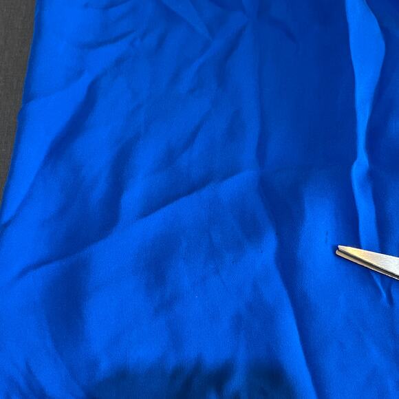 J. Crew Blouse Womens Size 4 Blue Silk Cutout Back Short Sleeves Crew Neck - Picture 4 of 10